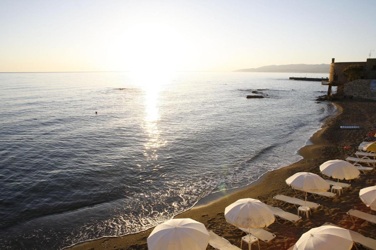 Glaros Beach Hotel Херсониссос Экстерьер фото
