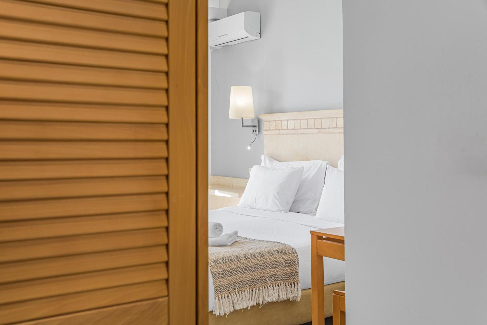 Glaros Beach Hotel Херсониссос Экстерьер фото